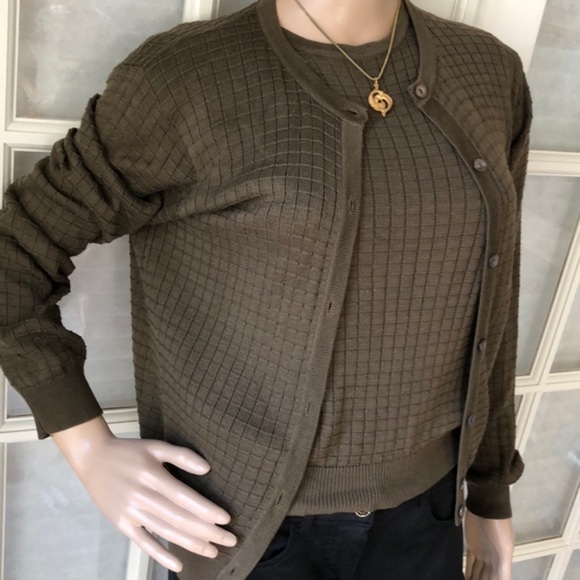 Collection international silk army grn sweater set - Picture 3 of 8